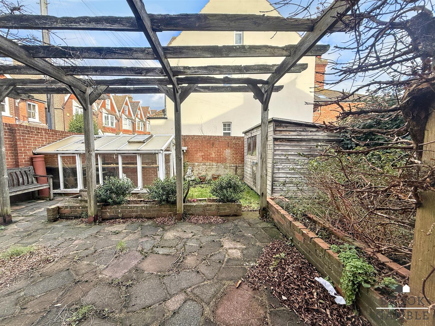 4 Bedroom House. Gore Park Road in Eastbourne,  12